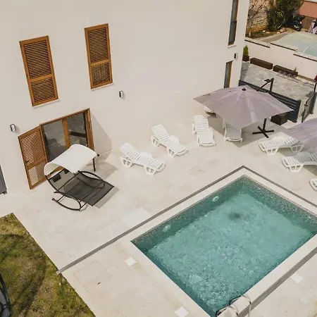 Aparment Complex Stella With Pool *
