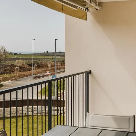 Aparment Complex Stella With Pool